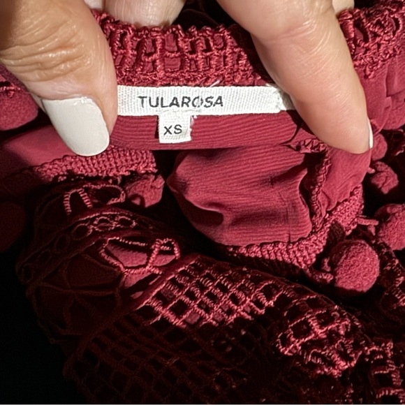 Tularosa Alexa Crochet Lace Cropped Off The Shoulder Boho Pom Pom Maroon Top - Picture 12 of 13
